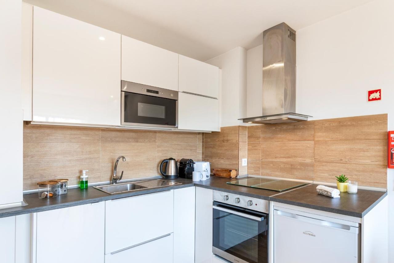Lusi'apartment - Douro River So Close By Guest Appartement Oporto